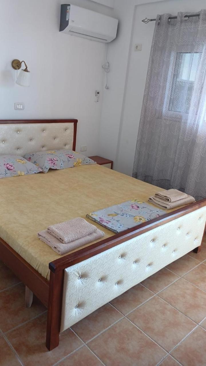 Guesthouse Mateo Dhërmi Habitación foto
