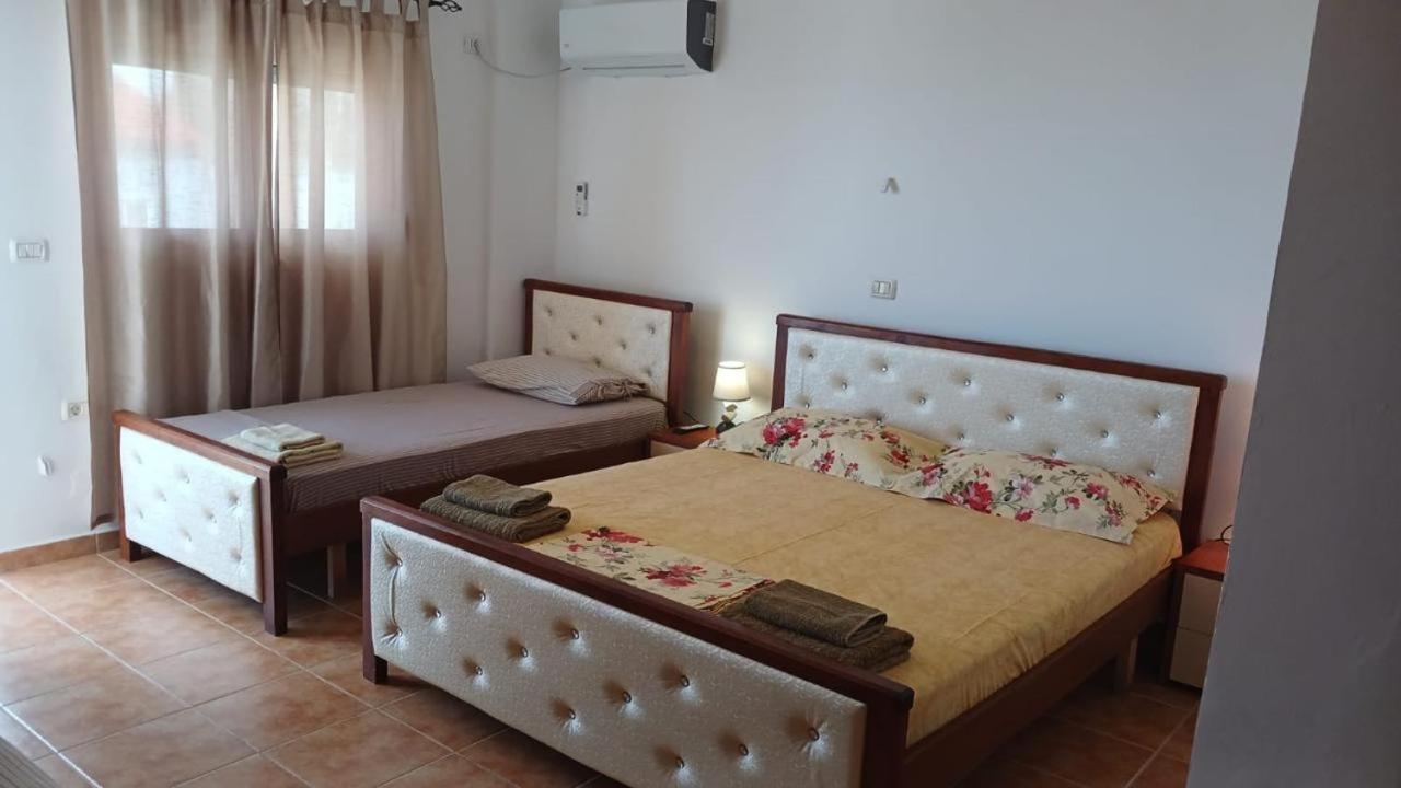 Guesthouse Mateo Dhërmi Habitación foto